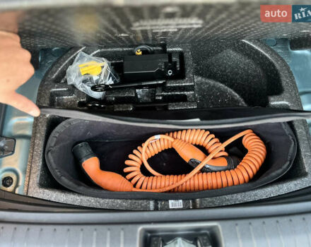 Синий Хендай Kona Electric, объемом двигателя 0 л и пробегом 127 тыс. км за 16400 $, фото 31 на Automoto.ua