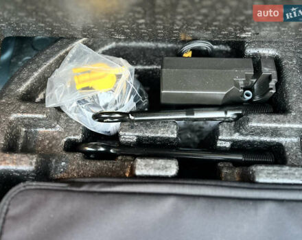 Синий Хендай Kona Electric, объемом двигателя 0 л и пробегом 127 тыс. км за 16400 $, фото 32 на Automoto.ua