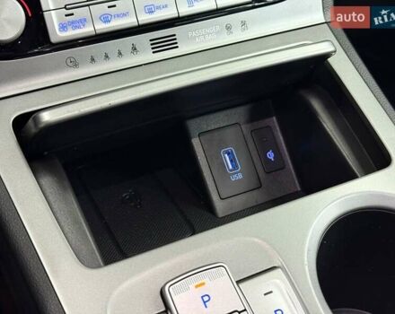 Синий Хендай Kona Electric, объемом двигателя 0 л и пробегом 128 тыс. км за 17625 $, фото 16 на Automoto.ua