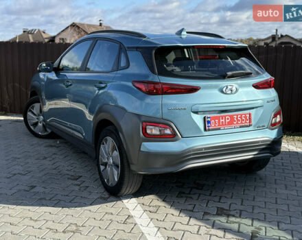 Синий Хендай Kona Electric, объемом двигателя 0 л и пробегом 165 тыс. км за 16800 $, фото 12 на Automoto.ua