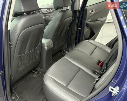 Синий Хендай Kona Electric, объемом двигателя 0 л и пробегом 116 тыс. км за 17604 $, фото 29 на Automoto.ua