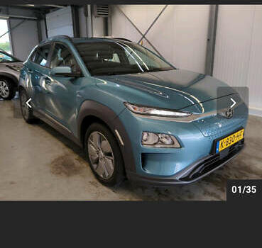 Синий Хендай Kona Electric, объемом двигателя 0 л и пробегом 134 тыс. км за 17800 $, фото 68 на Automoto.ua