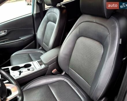 Синий Хендай Kona Electric, объемом двигателя 0 л и пробегом 107 тыс. км за 18400 $, фото 15 на Automoto.ua
