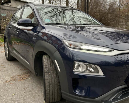 Синий Хендай Kona Electric, объемом двигателя 0 л и пробегом 118 тыс. км за 16780 $, фото 6 на Automoto.ua