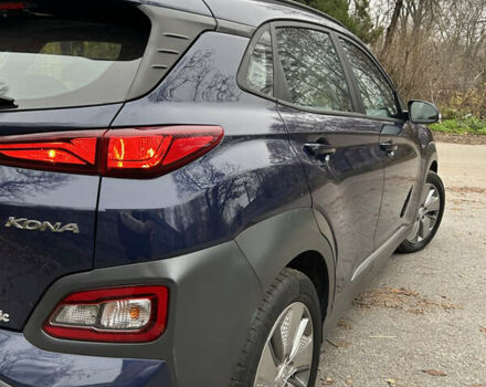 Синий Хендай Kona Electric, объемом двигателя 0 л и пробегом 118 тыс. км за 16780 $, фото 29 на Automoto.ua