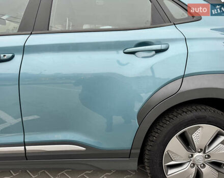 Синий Хендай Kona Electric, объемом двигателя 0 л и пробегом 134 тыс. км за 17800 $, фото 28 на Automoto.ua