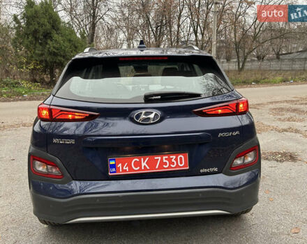 Синий Хендай Kona Electric, объемом двигателя 0 л и пробегом 118 тыс. км за 16780 $, фото 8 на Automoto.ua