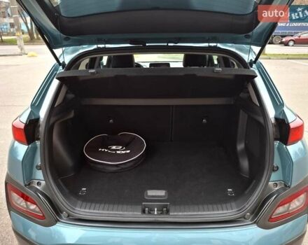 Синий Хендай Kona Electric, объемом двигателя 0 л и пробегом 107 тыс. км за 18400 $, фото 24 на Automoto.ua