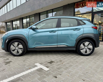 Синий Хендай Kona Electric, объемом двигателя 0 л и пробегом 134 тыс. км за 17800 $, фото 5 на Automoto.ua