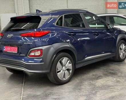 Синий Хендай Kona Electric, объемом двигателя 0 л и пробегом 128 тыс. км за 17625 $, фото 3 на Automoto.ua