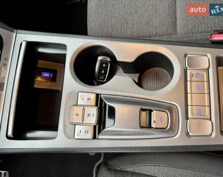 Синий Хендай Kona Electric, объемом двигателя 0 л и пробегом 134 тыс. км за 17800 $, фото 36 на Automoto.ua