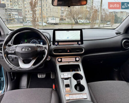 Синий Хендай Kona Electric, объемом двигателя 0 л и пробегом 134 тыс. км за 17800 $, фото 41 на Automoto.ua