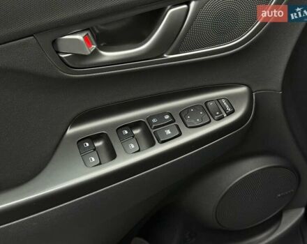 Синий Хендай Kona Electric, объемом двигателя 0 л и пробегом 116 тыс. км за 17604 $, фото 14 на Automoto.ua