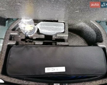 Синий Хендай Kona Electric, объемом двигателя 0 л и пробегом 38 тыс. км за 18800 $, фото 7 на Automoto.ua