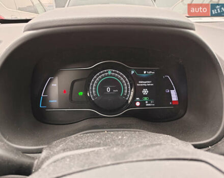 Синий Хендай Kona Electric, объемом двигателя 0 л и пробегом 38 тыс. км за 18800 $, фото 5 на Automoto.ua