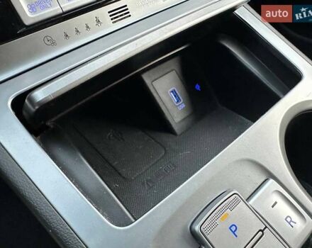 Синий Хендай Kona Electric, объемом двигателя 0 л и пробегом 49 тыс. км за 16500 $, фото 26 на Automoto.ua