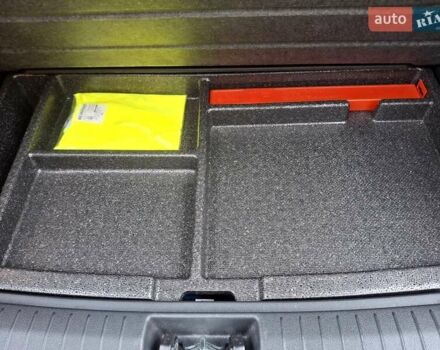 Синий Хендай Kona Electric, объемом двигателя 0 л и пробегом 107 тыс. км за 18400 $, фото 26 на Automoto.ua