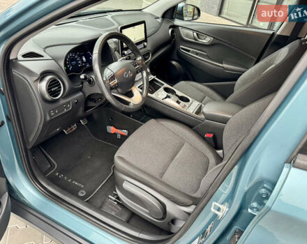 Синий Хендай Kona Electric, объемом двигателя 0 л и пробегом 134 тыс. км за 17800 $, фото 34 на Automoto.ua
