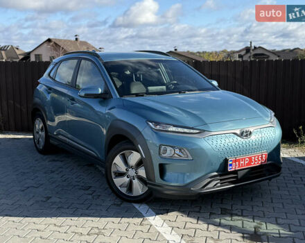 Синий Хендай Kona Electric, объемом двигателя 0 л и пробегом 165 тыс. км за 16800 $, фото 7 на Automoto.ua