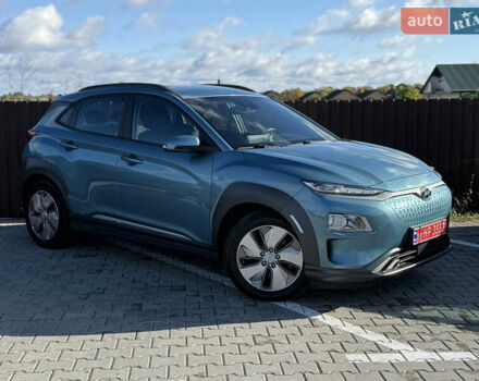 Синий Хендай Kona Electric, объемом двигателя 0 л и пробегом 165 тыс. км за 16800 $, фото 8 на Automoto.ua