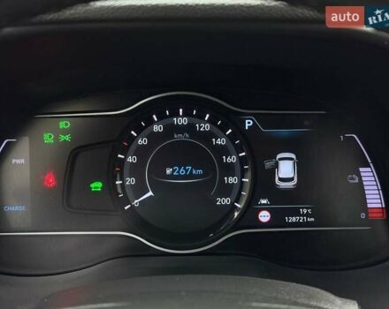 Синий Хендай Kona Electric, объемом двигателя 0 л и пробегом 128 тыс. км за 17625 $, фото 14 на Automoto.ua