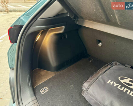 Синий Хендай Kona Electric, объемом двигателя 0 л и пробегом 134 тыс. км за 17800 $, фото 43 на Automoto.ua