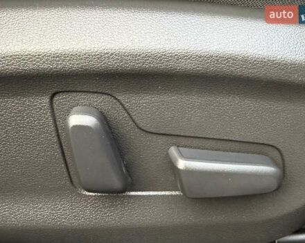 Синий Хендай Kona Electric, объемом двигателя 0 л и пробегом 73 тыс. км за 16850 $, фото 85 на Automoto.ua