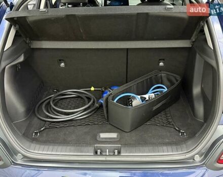 Синий Хендай Kona Electric, объемом двигателя 0 л и пробегом 128 тыс. км за 17625 $, фото 30 на Automoto.ua