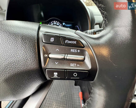 Синий Хендай Kona Electric, объемом двигателя 0 л и пробегом 134 тыс. км за 17800 $, фото 57 на Automoto.ua