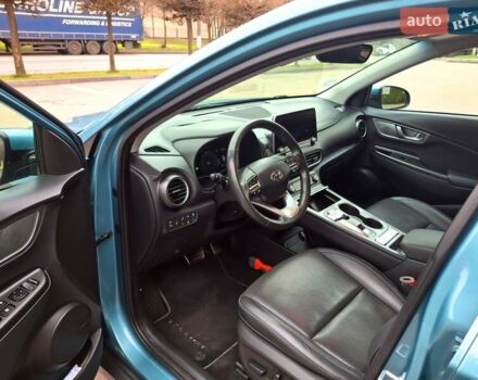 Синий Хендай Kona Electric, объемом двигателя 0 л и пробегом 107 тыс. км за 18400 $, фото 13 на Automoto.ua