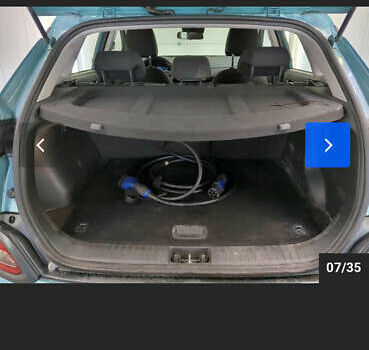 Синий Хендай Kona Electric, объемом двигателя 0 л и пробегом 134 тыс. км за 17800 $, фото 74 на Automoto.ua