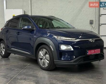 Синий Хендай Kona Electric, объемом двигателя 0 л и пробегом 128 тыс. км за 17625 $, фото 1 на Automoto.ua