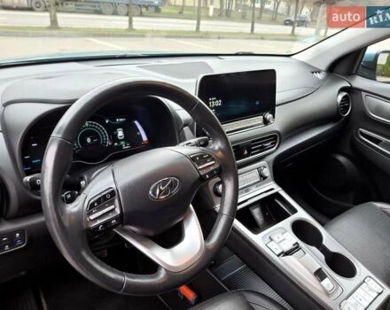 Синий Хендай Kona Electric, объемом двигателя 0 л и пробегом 107 тыс. км за 18400 $, фото 14 на Automoto.ua