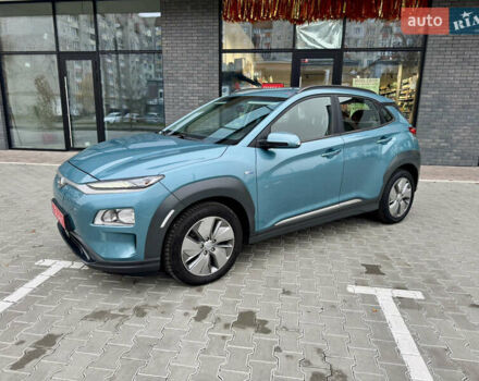 Синий Хендай Kona Electric, объемом двигателя 0 л и пробегом 134 тыс. км за 17800 $, фото 4 на Automoto.ua
