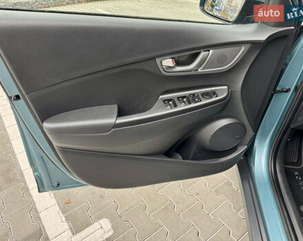 Синий Хендай Kona Electric, объемом двигателя 0 л и пробегом 134 тыс. км за 17800 $, фото 31 на Automoto.ua