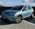 Синий Хендай Kona Electric, объемом двигателя 0 л и пробегом 165 тыс. км за 16800 $, фото 1 на Automoto.ua