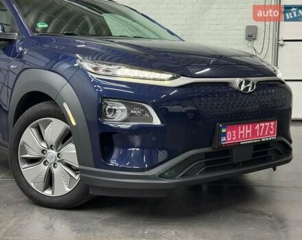 Синий Хендай Kona Electric, объемом двигателя 0 л и пробегом 128 тыс. км за 17625 $, фото 2 на Automoto.ua