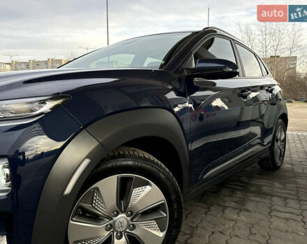 Синий Хендай Kona Electric, объемом двигателя 0 л и пробегом 65 тыс. км за 18500 $, фото 31 на Automoto.ua