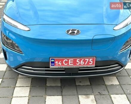 Синий Хендай Kona Electric, объемом двигателя 0 л и пробегом 49 тыс. км за 19950 $, фото 86 на Automoto.ua