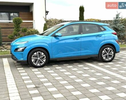 Синий Хендай Kona Electric, объемом двигателя 0 л и пробегом 49 тыс. км за 19950 $, фото 65 на Automoto.ua