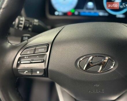 Синий Хендай Kona Electric, объемом двигателя 0 л и пробегом 31 тыс. км за 17700 $, фото 16 на Automoto.ua