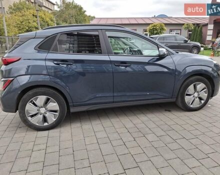 Синий Хендай Kona Electric, объемом двигателя 0 л и пробегом 110 тыс. км за 19200 $, фото 18 на Automoto.ua