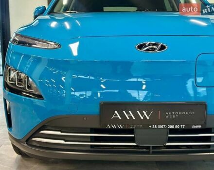 Синий Хендай Kona Electric, объемом двигателя 0 л и пробегом 31 тыс. км за 17700 $, фото 2 на Automoto.ua