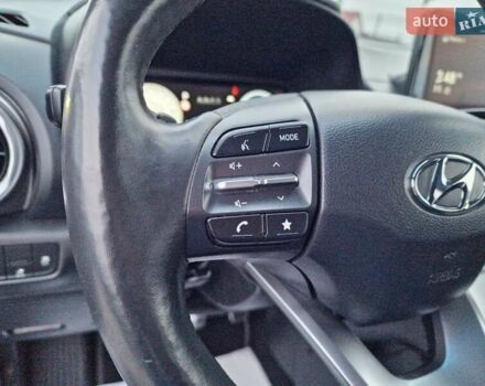 Синий Хендай Kona Electric, объемом двигателя 0 л и пробегом 95 тыс. км за 16600 $, фото 28 на Automoto.ua