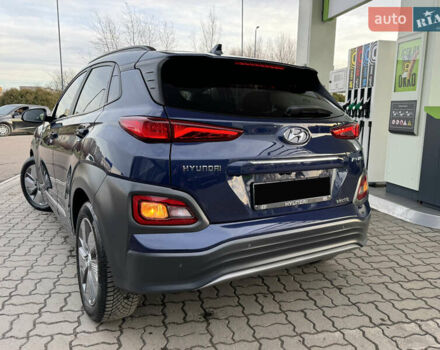 Синий Хендай Kona Electric, объемом двигателя 0 л и пробегом 65 тыс. км за 18500 $, фото 47 на Automoto.ua