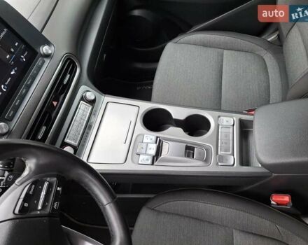 Синий Хендай Kona Electric, объемом двигателя 0 л и пробегом 110 тыс. км за 19200 $, фото 25 на Automoto.ua