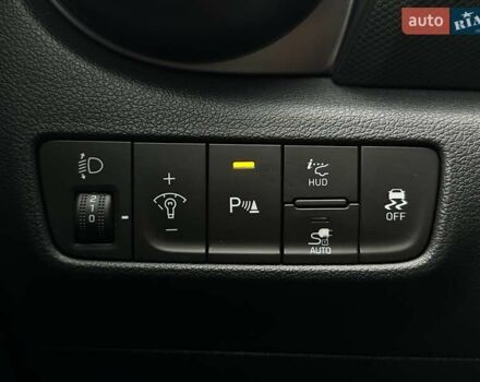 Синій Хендай Kona Electric, об'ємом двигуна 0 л та пробігом 69 тис. км за 22900 $, фото 7 на Automoto.ua