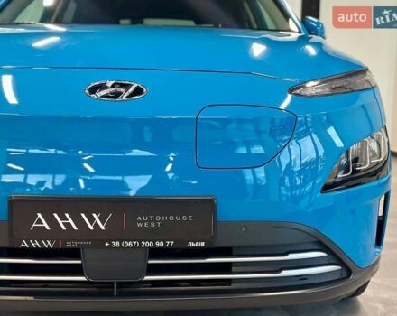 Синий Хендай Kona Electric, объемом двигателя 0 л и пробегом 31 тыс. км за 17700 $, фото 3 на Automoto.ua