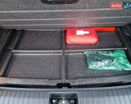 Синий Хендай Kona Electric, объемом двигателя 0 л и пробегом 95 тыс. км за 16600 $, фото 49 на Automoto.ua