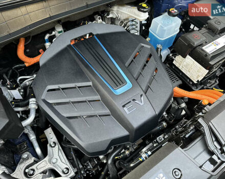 Синий Хендай Kona Electric, объемом двигателя 0 л и пробегом 65 тыс. км за 18500 $, фото 126 на Automoto.ua